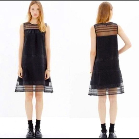 Madewell Tulle & Sheer embroidered dress. 🖤 - Picture 2 of 12